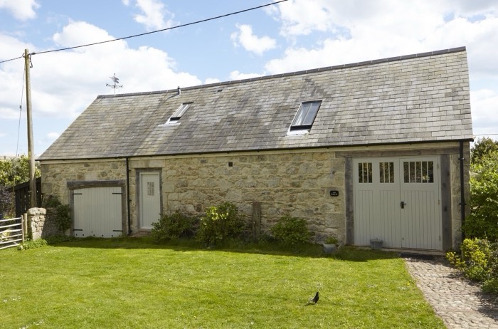 Buddle Place Barn — image 2