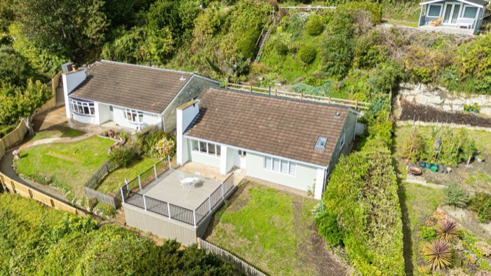 Ventnor Bungalow, Isle of Wight — image 3