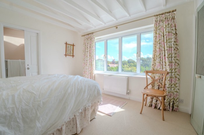 Ventnor Bungalow, Isle of Wight — image 12