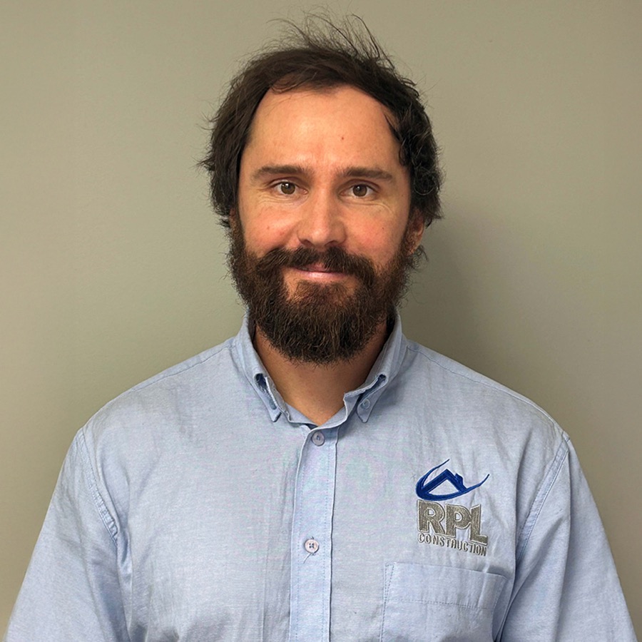 Yves, Contracts Manager, Maintenance Division